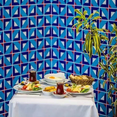 لالاهان فندق 4*