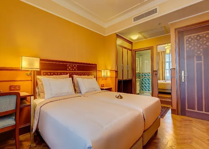 Lalahan Отель 4*