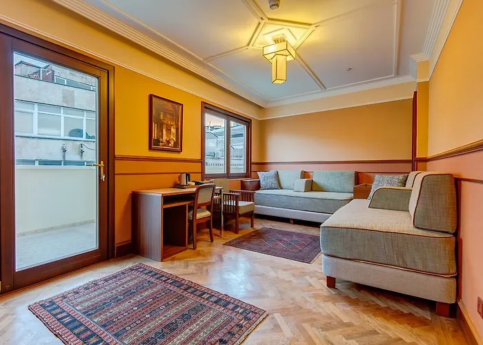 Отель Lalahan 4*