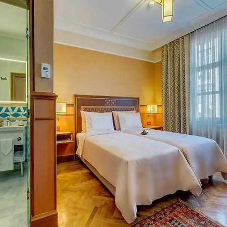 Hotel Lalahan 4*
