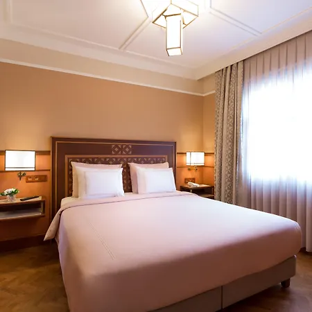 Hotel Lalahan 4*